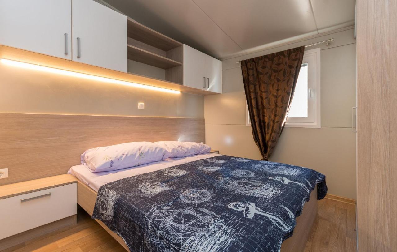 Mobile Home Rock Rose 1 Tkon Zewnętrze zdjęcie