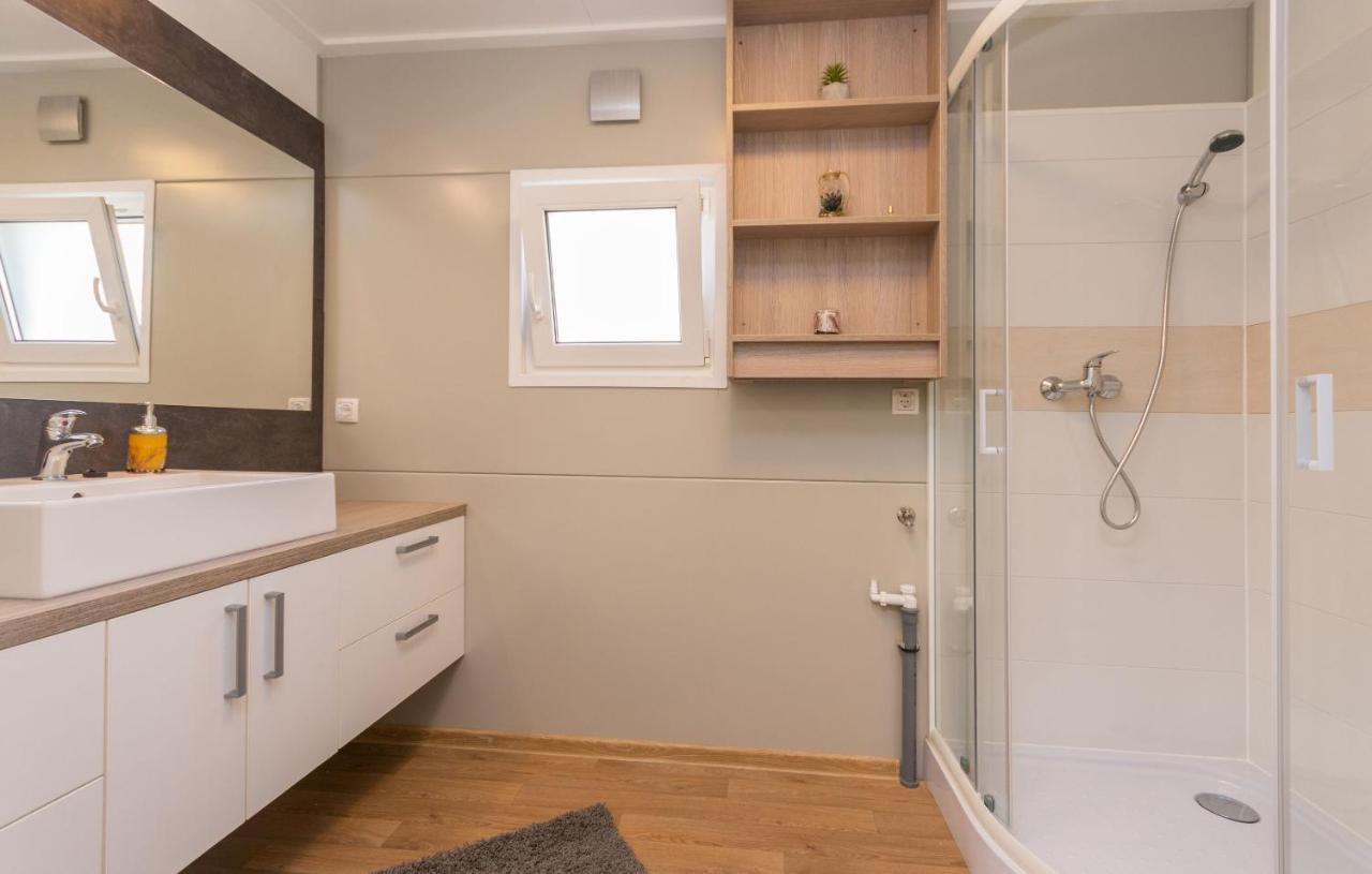 Mobile Home Rock Rose 1 Tkon Zewnętrze zdjęcie
